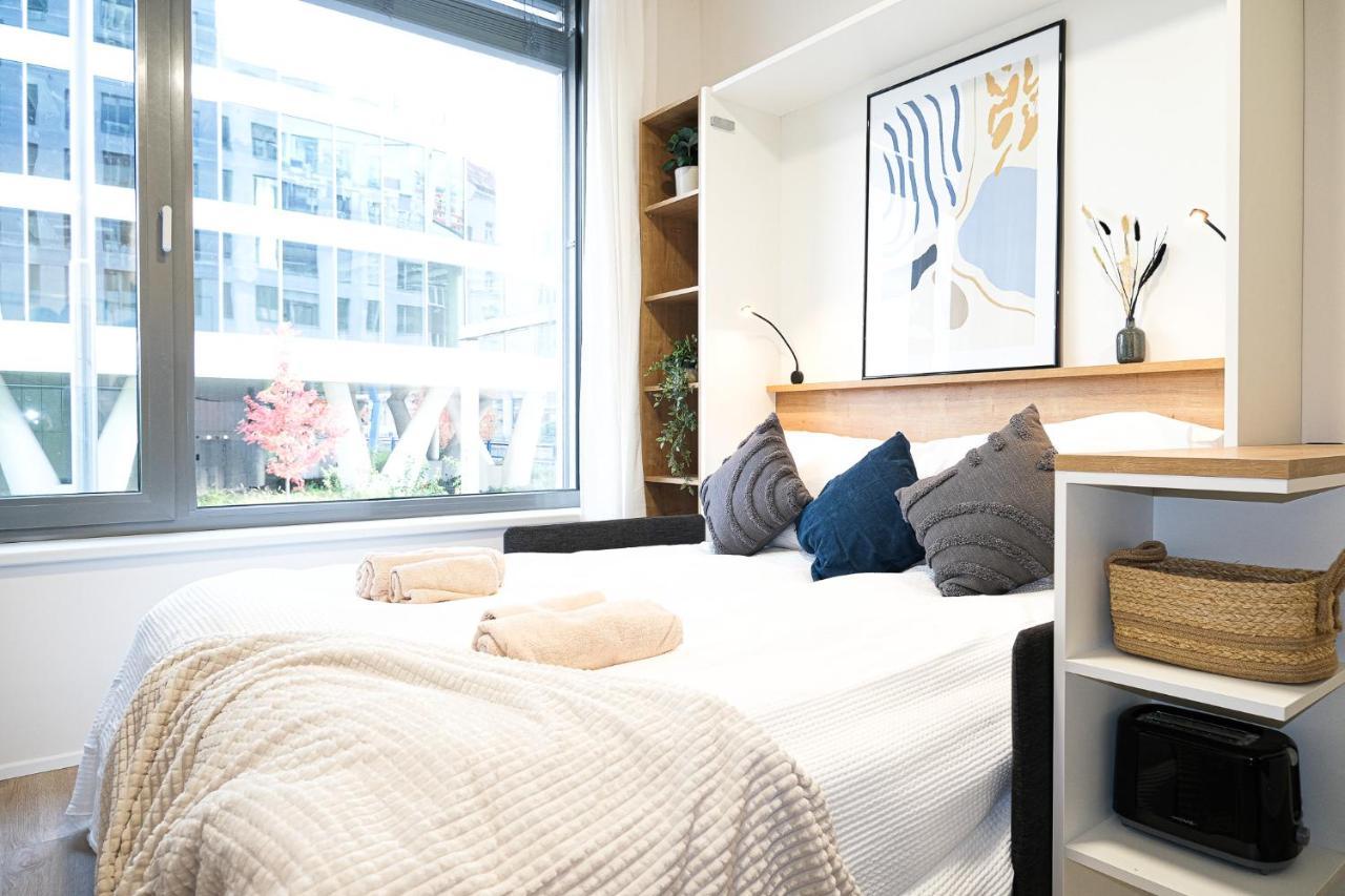 Mymozart Apartments Prague By Rentero Property Kültér fotó
