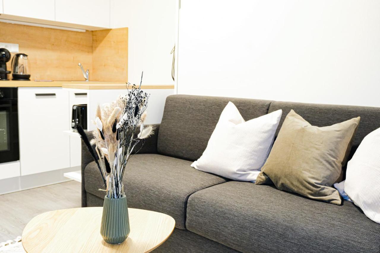Mymozart Apartments Prague By Rentero Property Kültér fotó
