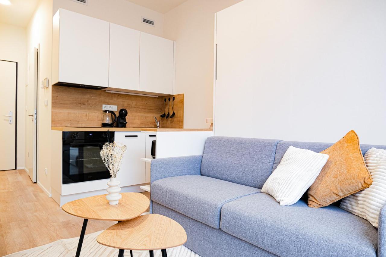 Mymozart Apartments Prague By Rentero Property Kültér fotó